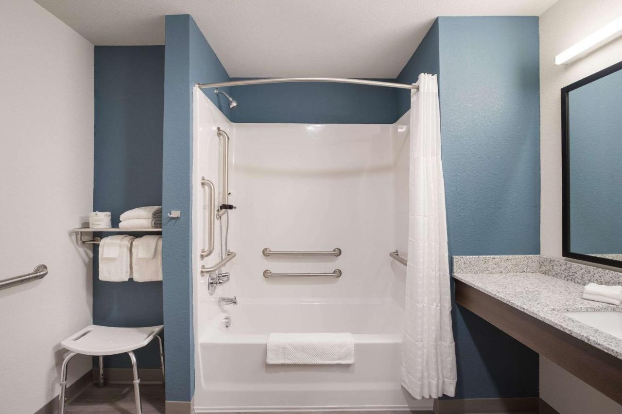 Woodspring Suites Detroit Madison Heights Kültér fotó