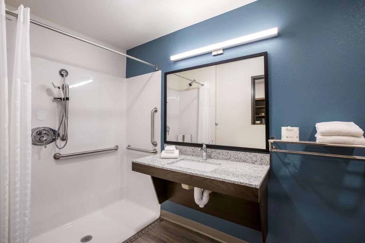 Woodspring Suites Detroit Madison Heights Kültér fotó