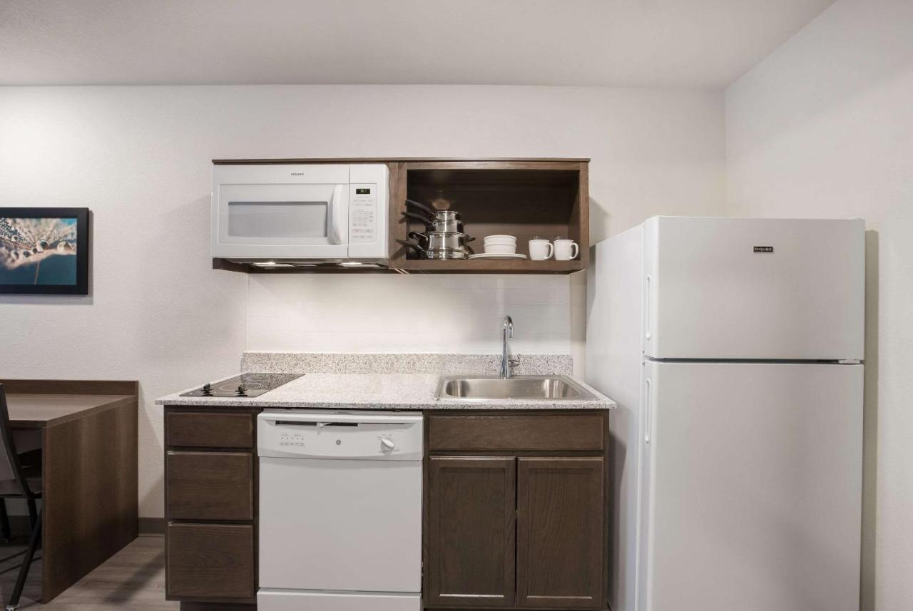 Woodspring Suites Detroit Madison Heights Kültér fotó